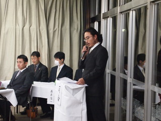 PB164578.jpg
